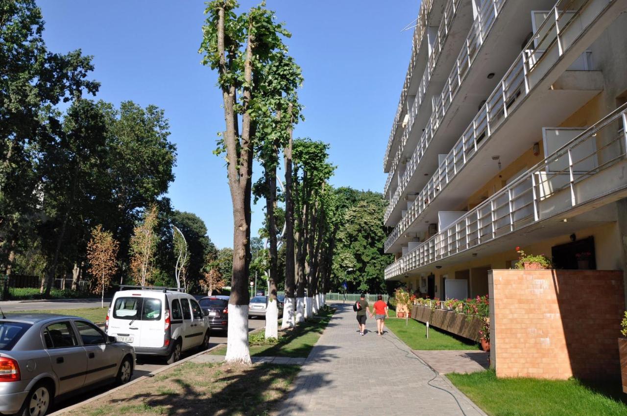 Coral Onix Apartman Neptun Kültér fotó